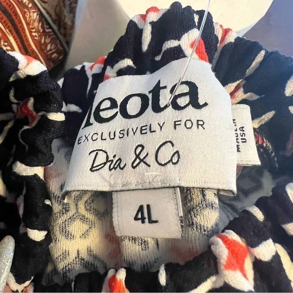 Retro Leota for Dia & Co. Geometric Mod 60s Inspired Short Skirt 4X Long